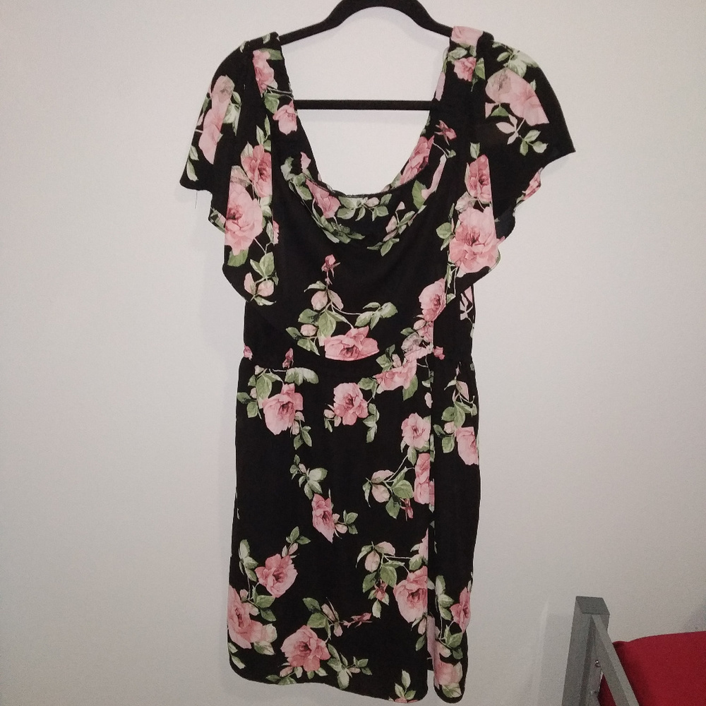 Flower Off-the-shouolder dress